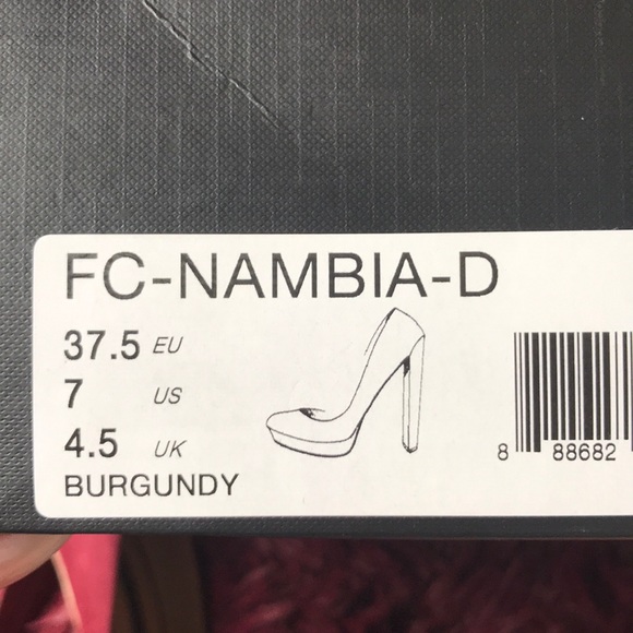 Burgundy suede heels - Picture 7 of 7